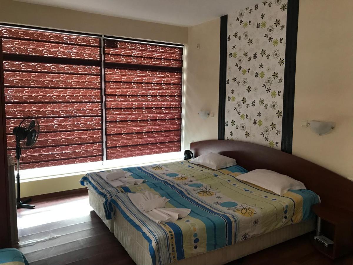 Red House Guest House Nesebar Esterno foto