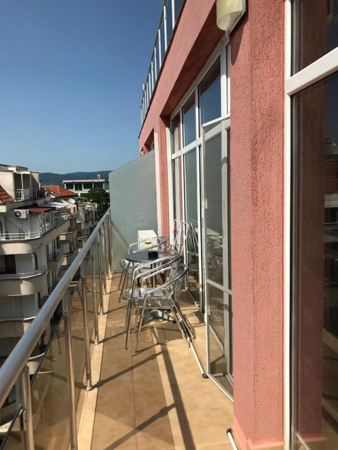 Red House Guest House Nesebar Esterno foto