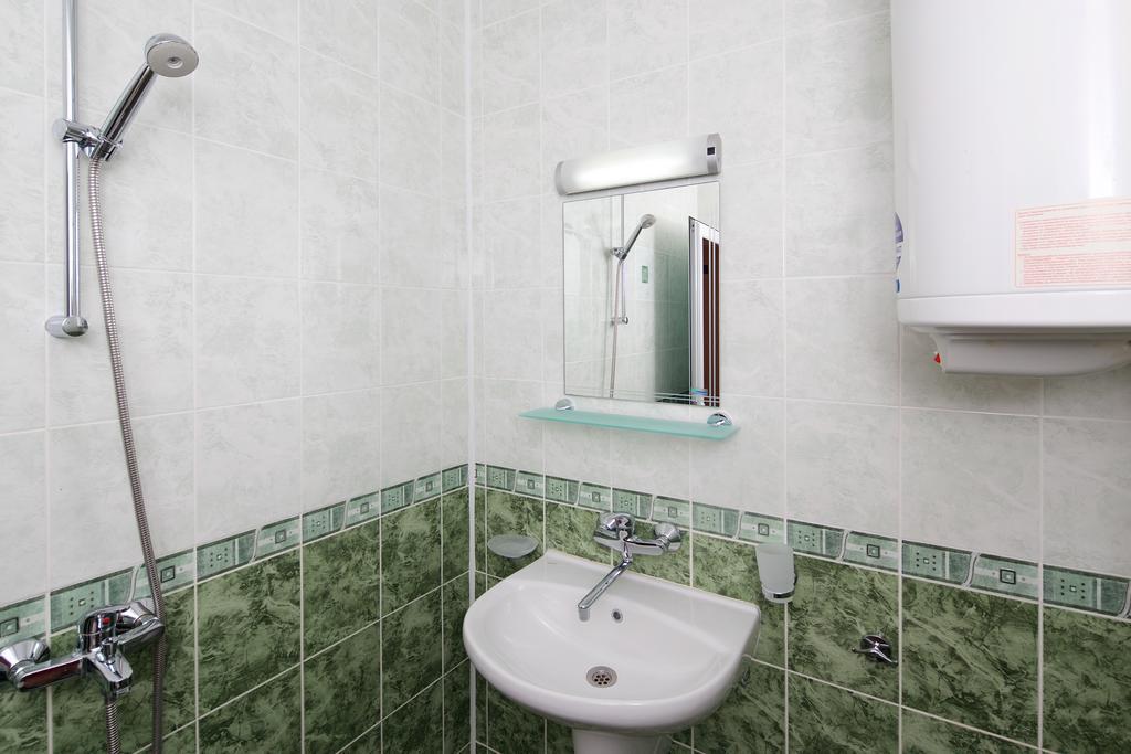 Red House Guest House Nesebar Esterno foto
